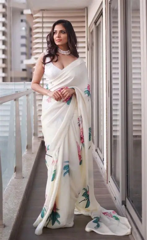 Why Is Saree Hot?