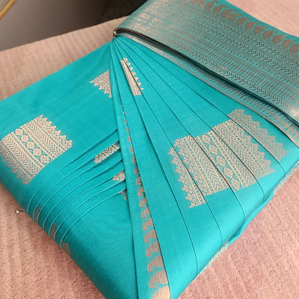 How to Saree Box Folding